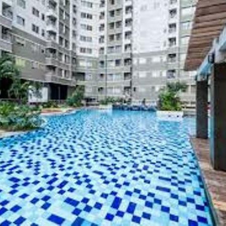 Sudirman Park Apartment Jakarta Exterior photo