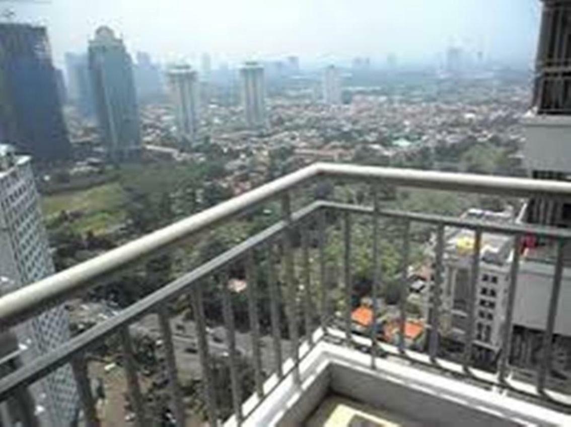 Sudirman Park Apartment Jakarta Exterior photo